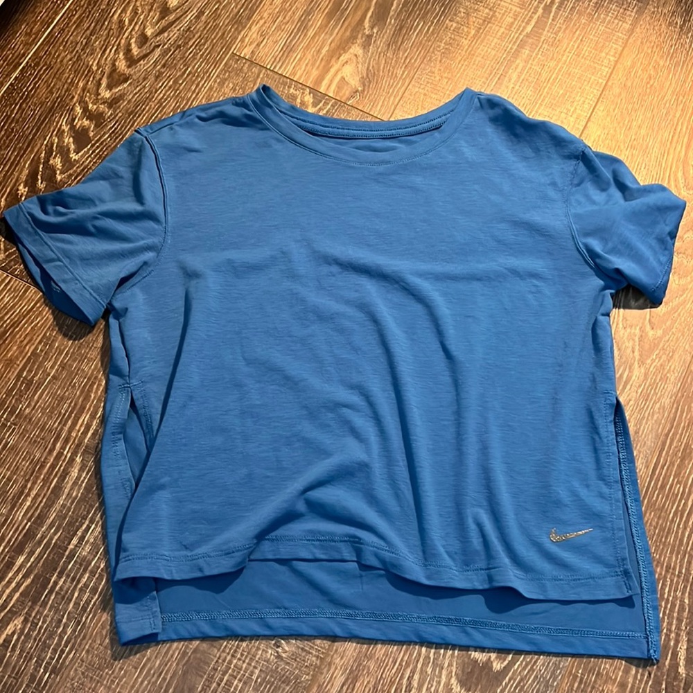 Nike Yoga Top